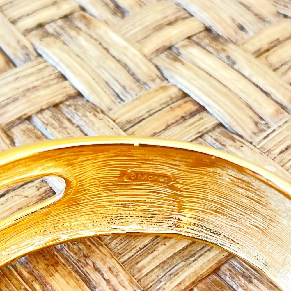 Vintage Monet Gold and Pink Clamper Bangle Bracelet - Picture 6 of 13